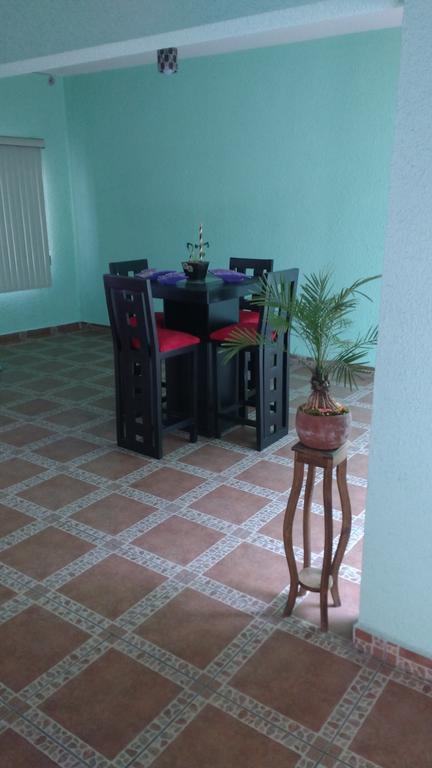 Azteca Guest house 2*