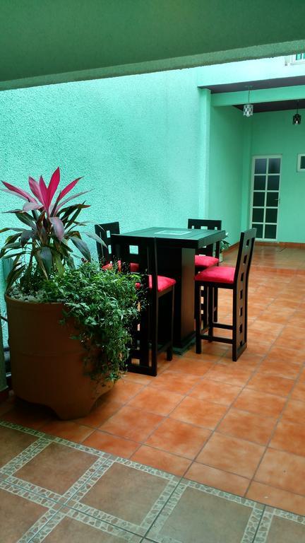 Azteca Guest house 2*
