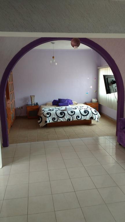 Guest house Azteca Mexico City